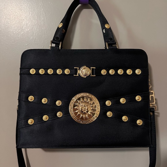 Black and Gold Women’s Fashion Bag - Picture 1 of 8